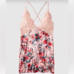 La Senza Lace and Satin Chemise Sexy Sleepwear Size Small